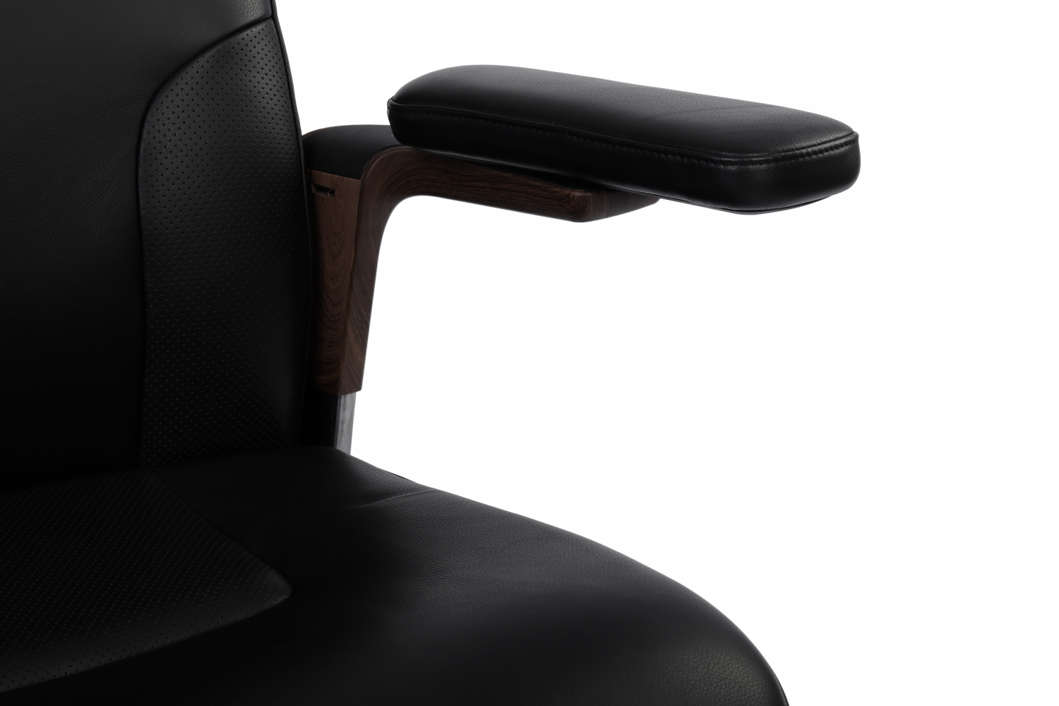 Кресло руководителя RivaChair Mark FK006-A