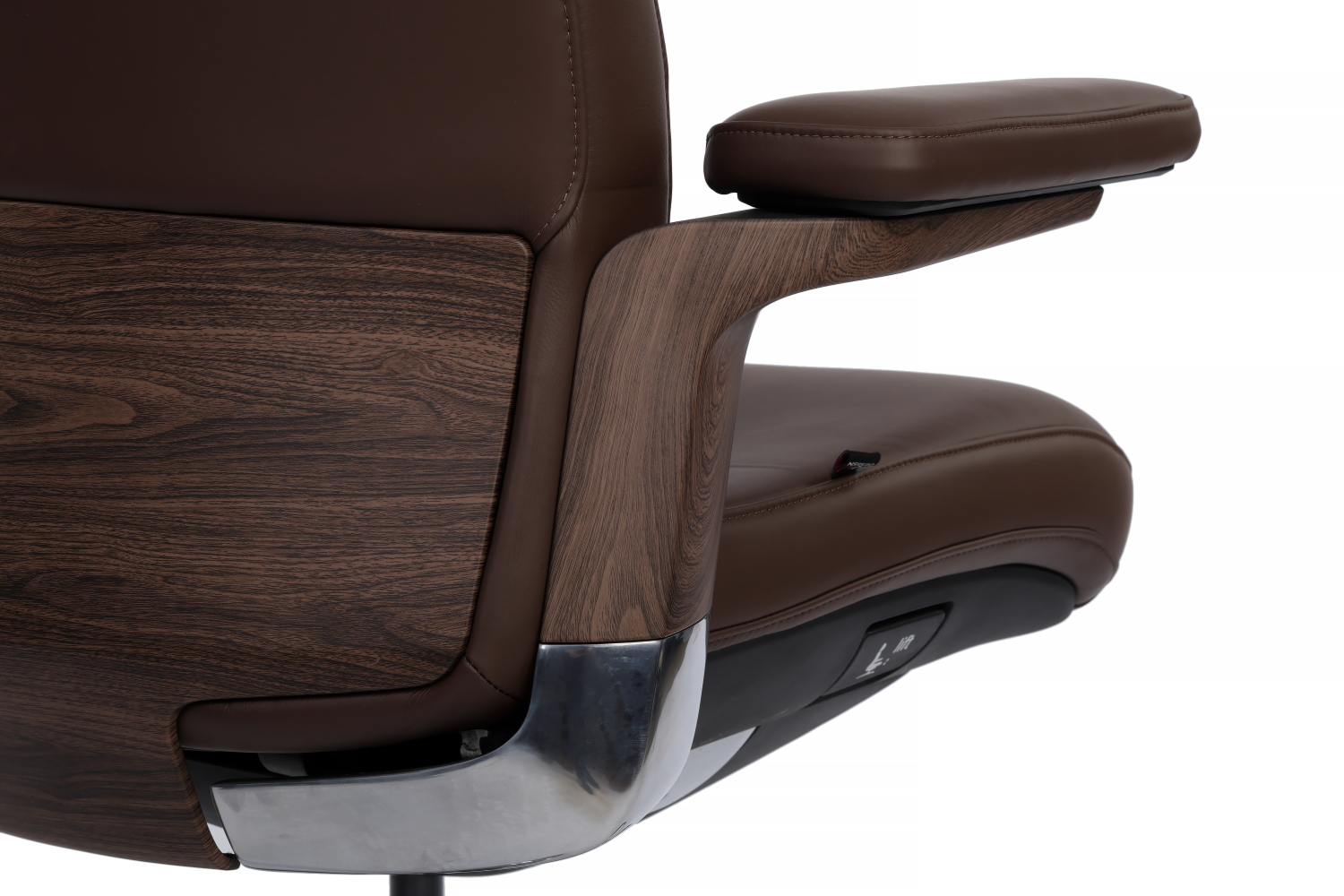 Кресло руководителя RivaChair Mark FK006-A