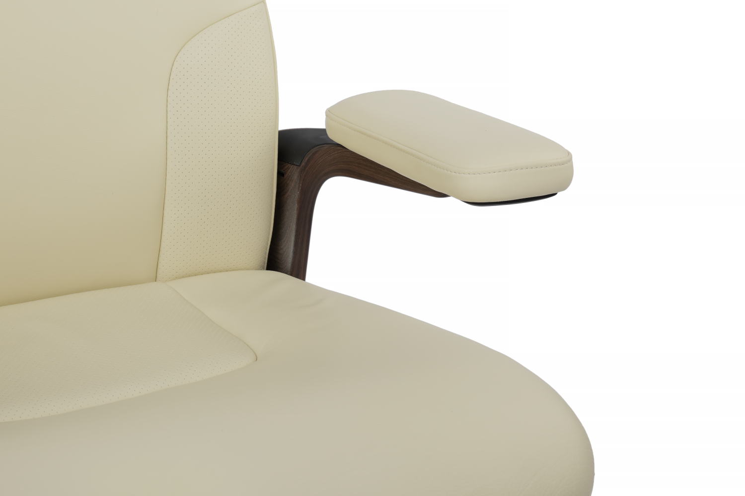 Кресло руководителя RivaChair Mark FK006-A