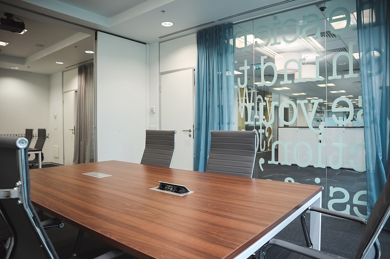 Оснащение офиса компании "Новардис"