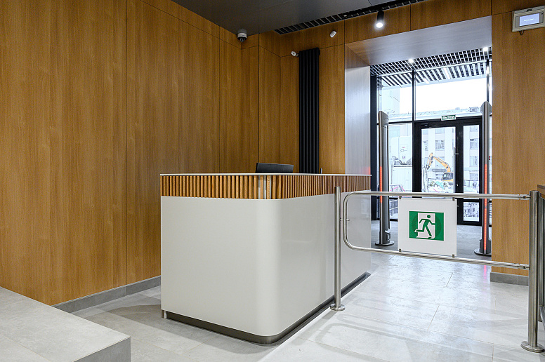 Входная группа и общие зоны для энергетической компании