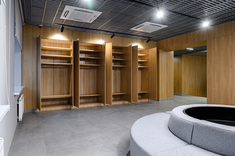 Входная группа и общие зоны для энергетической компании