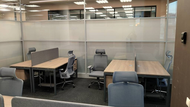 Рабочие места для производственной компании