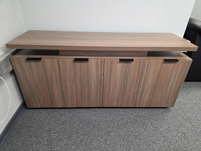 Кабинеты руководителей для торговой компании