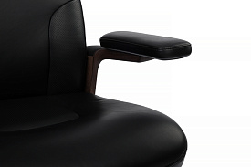 Кресло руководителя RivaChair Mark FK006-A Кожа черная