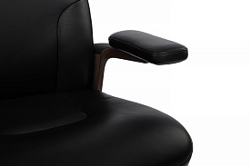 Кресло руководителя RivaChair Mark FK006-A Кожа черная