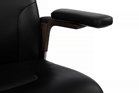 Кресло руководителя RivaChair Mark FK006-A Кожа черная