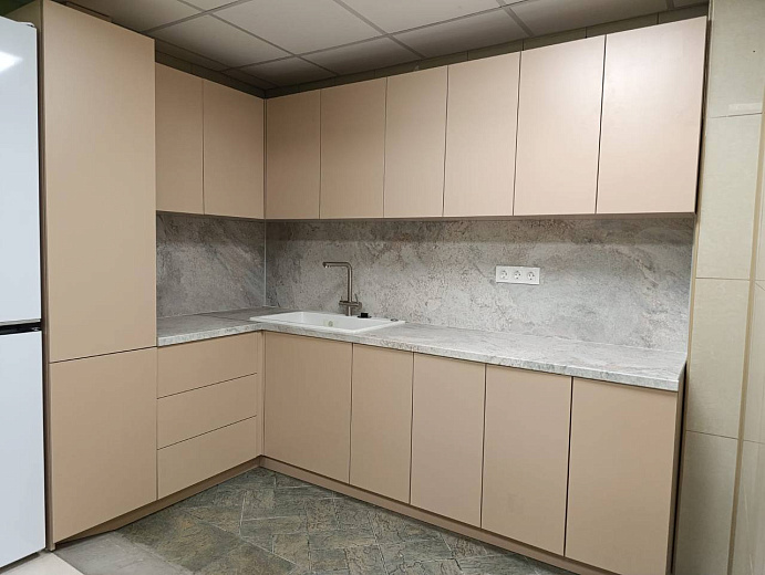 Кухня для производственной компании