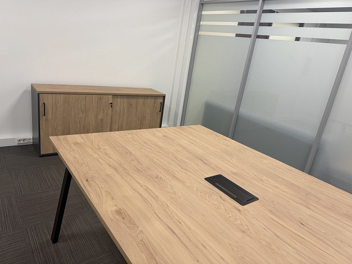 Рабочие места для юридической компании