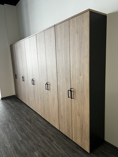 Рабочие места для юридической компании